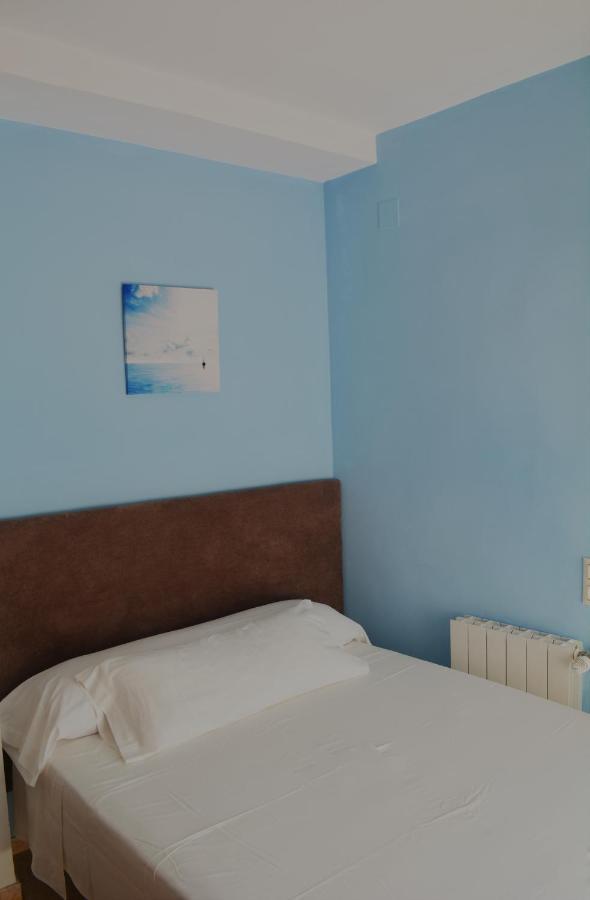 Hotel L'Escala クリェラ エクステリア 写真